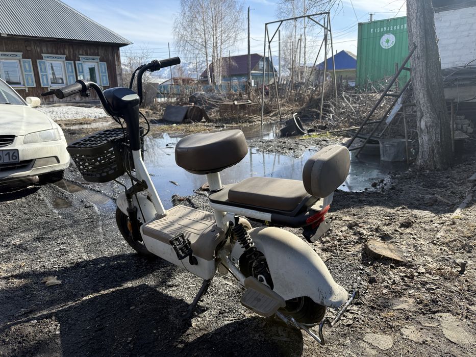 Продам электросамокат