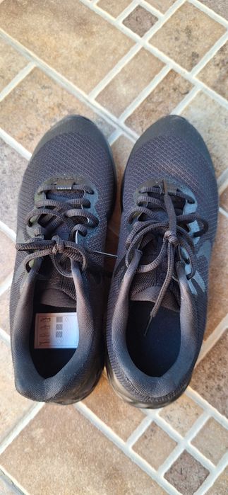 Маратонки Nike 38 номер