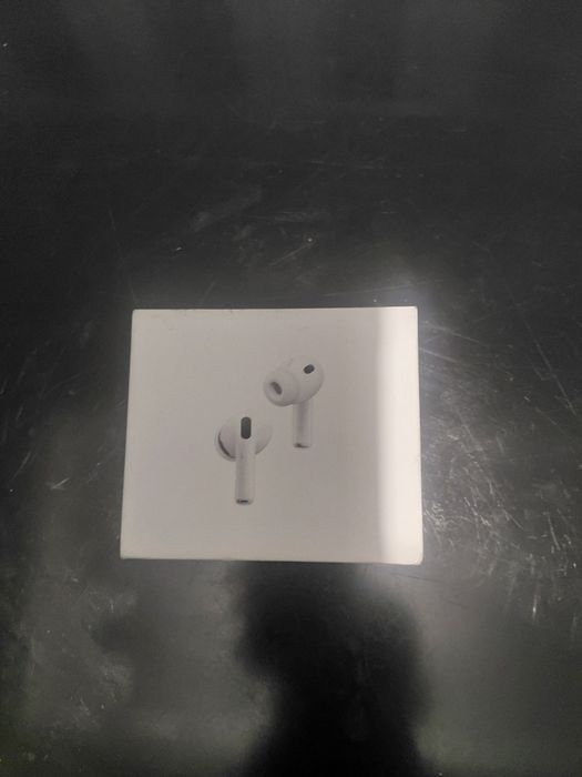 Продам новый оригинал airpods pro 3