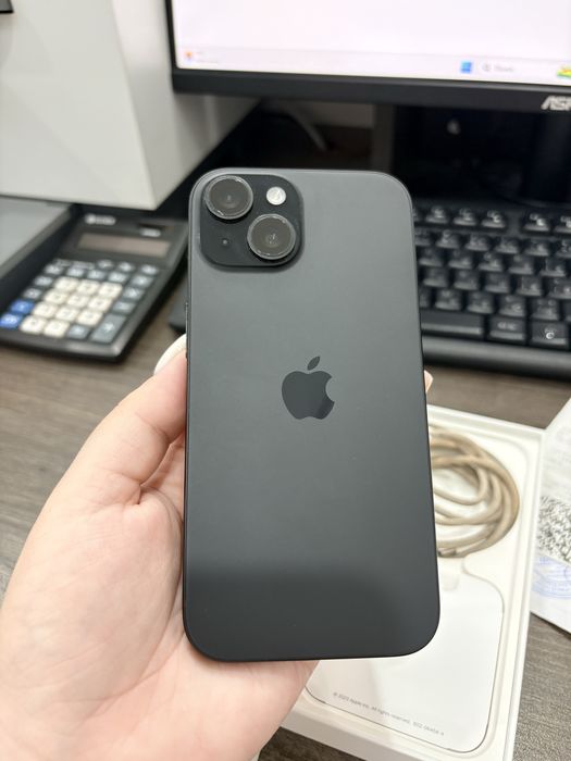 iPhone 15 128 ГБ идеальное состояние