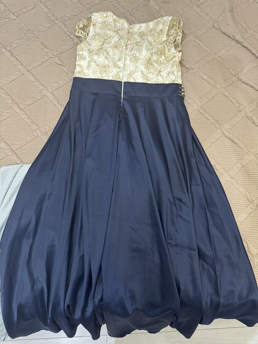 Вечерние шикарное платье