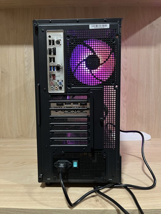 Нов Геймърски Компютър