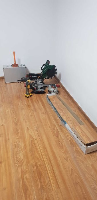 Servicii de montaj parchet