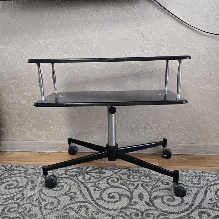 Тумба под телевизор