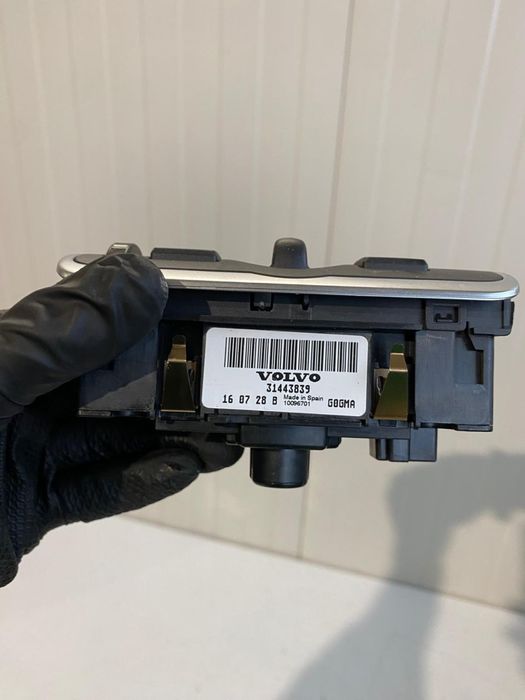 Comanda faruri Volvo S60 V60 XC60 XC70 V70 31443839