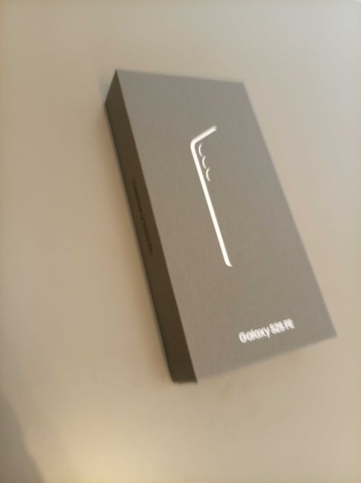 Galaxy S25 Fe alb sigilat
