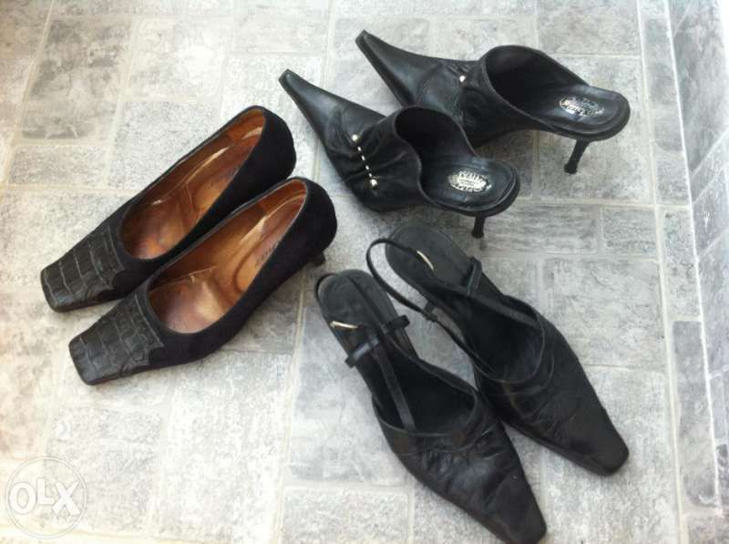 12 чифта обувки за 30 евро