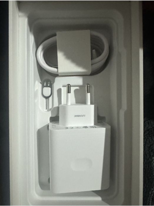 Oppo a6 pro 8/256 xolati alo darajada olinganiga 3kun bo'ldi