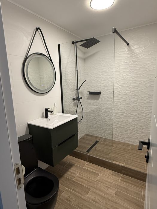 Inchiriez apartament 2 camere Unirii Camera de Comert