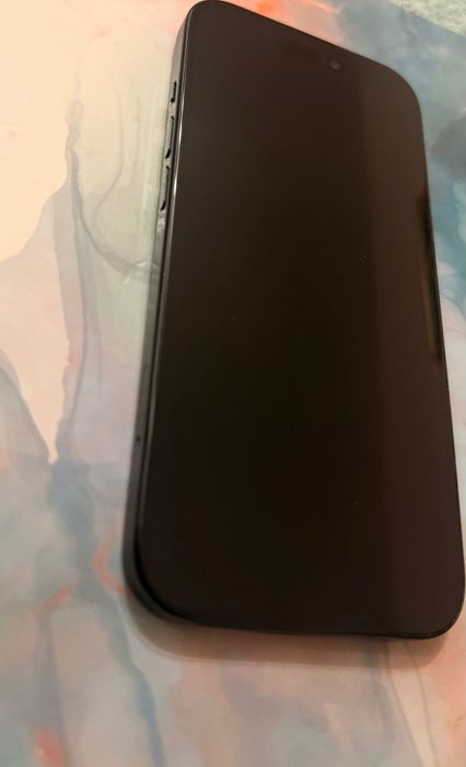 IPhone 15 с гаранция