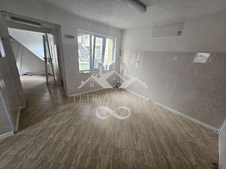 Продава се Къща в Велинград - 155 кв.м за 381 €/кв.м - Снимка #2