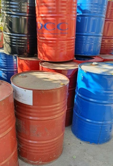 Vand Butoaie Tabla si plastic 200l