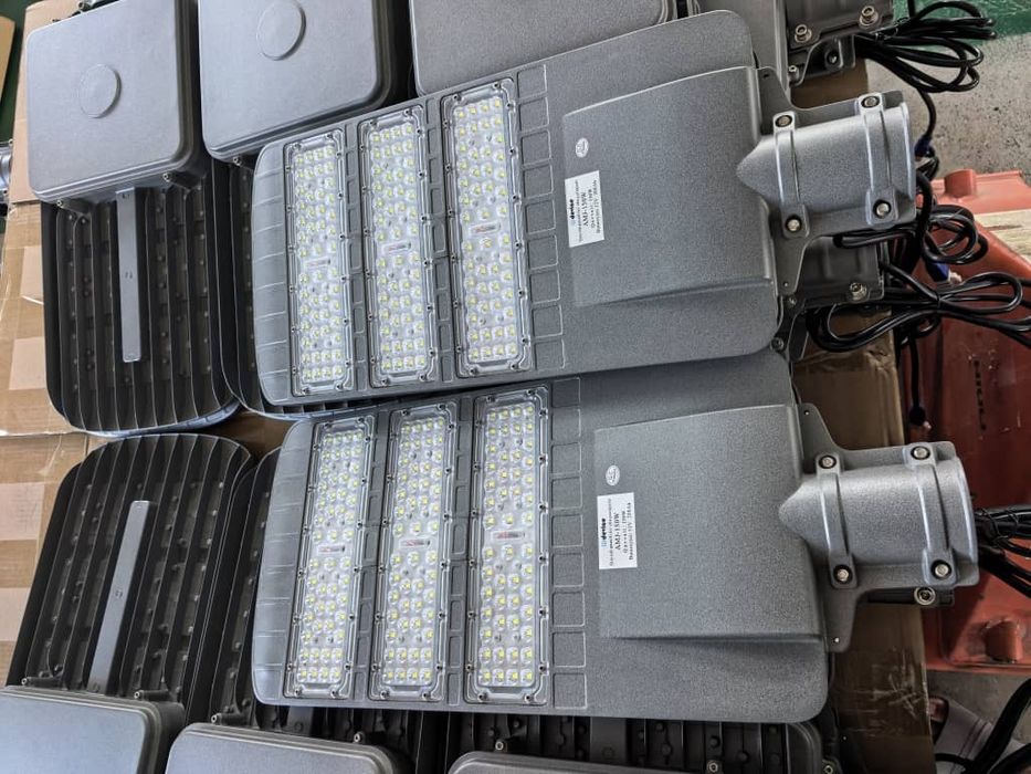 Солнечный светильник мощный для высоты 11 метров