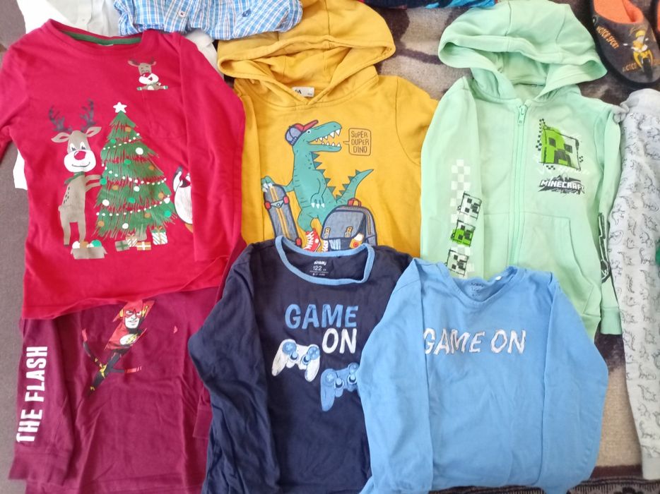 Детски дрехи, размер 4-5год.