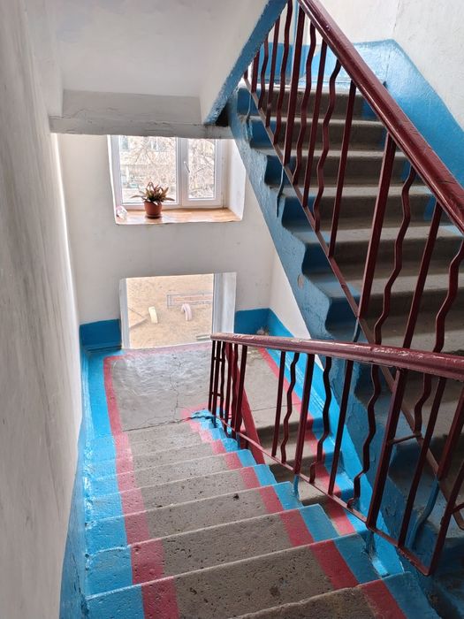 Продам 2 комнатную квартиру