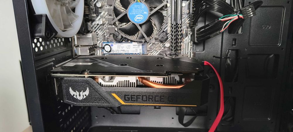 Vând calculator  gaming i5