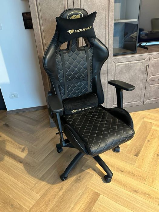 Scaun de gaming Cougar, stare impecabilă (ca nou)