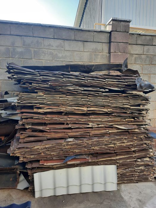 Продам б/у металл черепица на 400м2