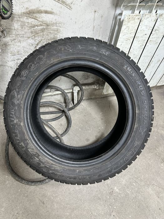 Продам шины б/у - goodyear ultragrip 600