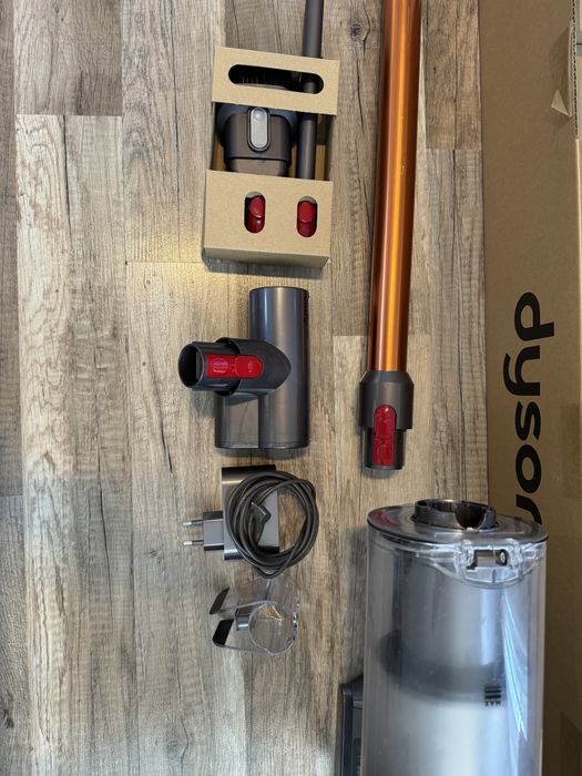 Aspirator Dyson v10 OFERTA