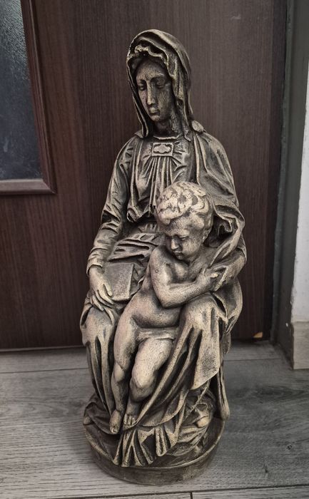 Statuetă deosebită Michelangelo Buonarrati Madonna Fecioara Maria cu Pruncul Iisus Sedes Sapientiae din ceramică fină, din anii 1950.