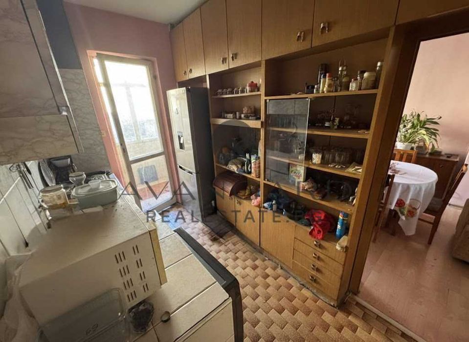 Продава се Тристаен апартамент в Пловдив, Кючук Париж - 94 кв.м за 760 €/кв.м - Снимка #7