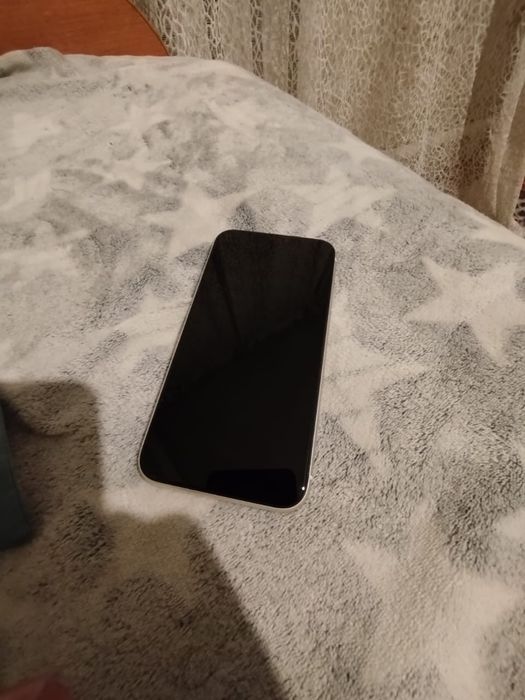 Обменяю айфон 11 на планшет самсунг