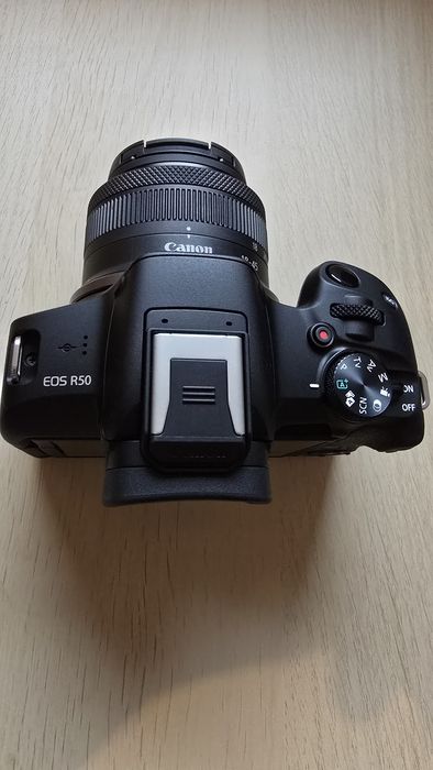 Canon EOS R50 + 2 obiective (18-45 + 24-105) | Garanție | Ca nou!
