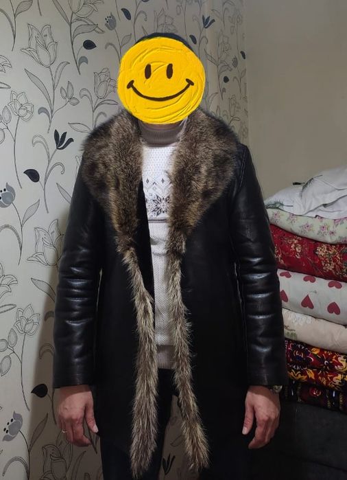 Парка сатылады.бағасы 60000 тенге. 1 рет ғана кидім срочна ақша керек