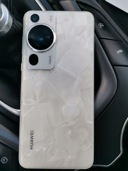Huawei p60 pro Rocco pearl като нов