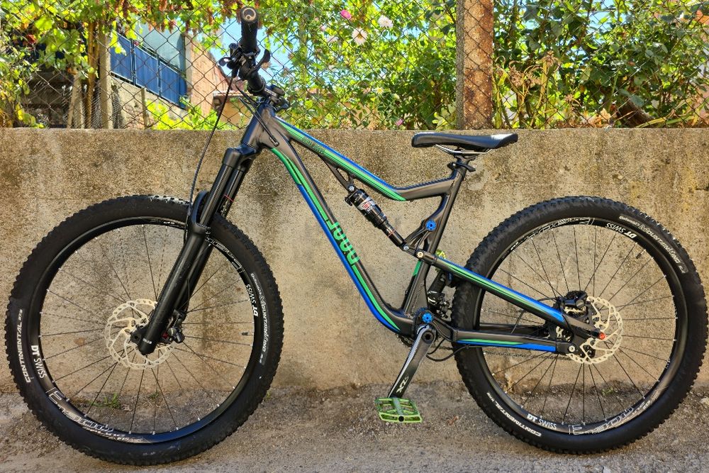 Enduro Rose Jumbo 27.5 M размер Rockshox Yari 160mm Deore Shimano 2x11 SLX, DT Swiss Алуминиев Немски, меко
