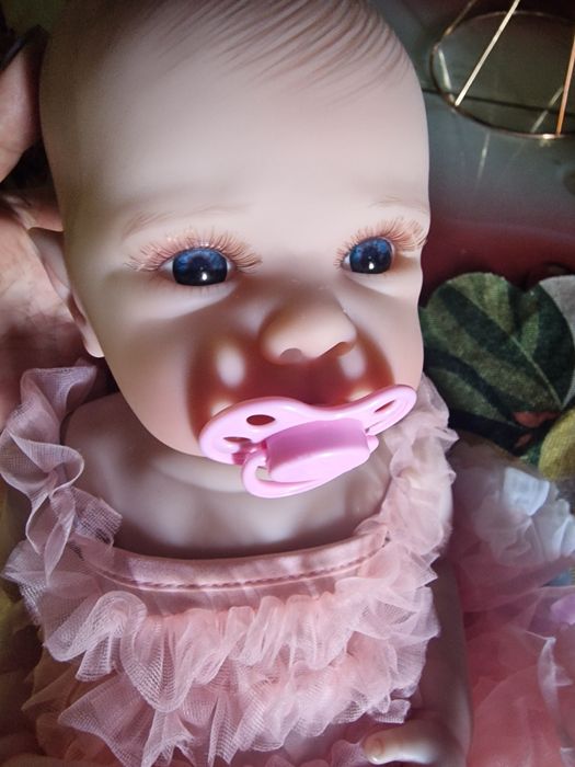 Bebe reborn  vinilit toata