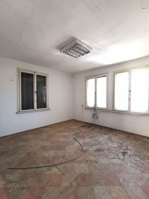 Продава се Склад в Горна Оряховица - 149 кв.м за 240 €/кв.м - Снимка #4