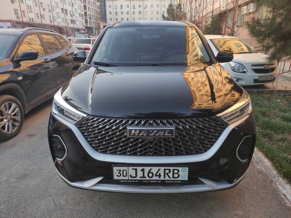 Haval M6 mexanika 2024-yil Narxi 18200$ Probeg 11000