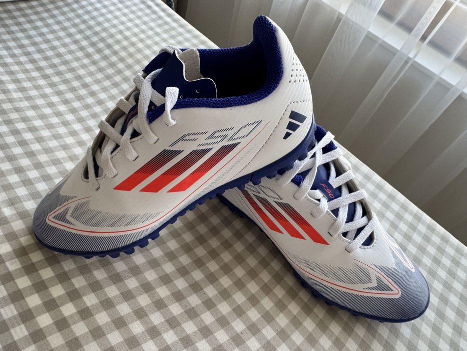 Детски стоножки ADIDAS F50 CLUB TF J IF1391