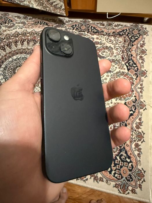 Продам Iphone 15