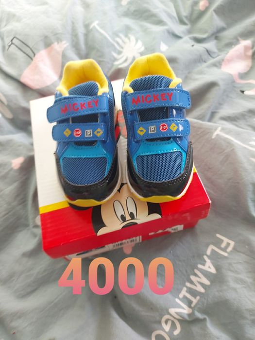 Детская обувь для мальчика.