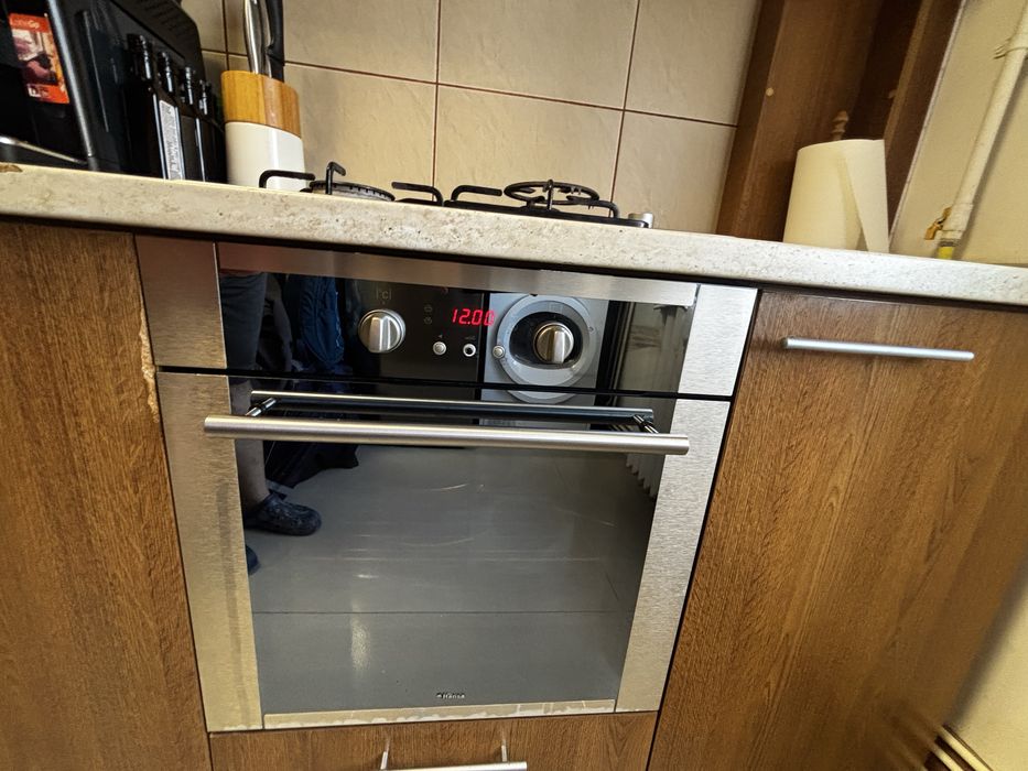 Mobila bucatarie completa cu toate utilitatlie