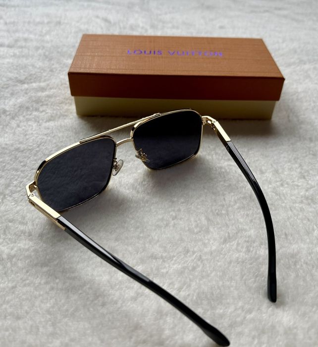 Слънчеви очила Louis Vuitton – метална рамка, с кутия и аксесоари