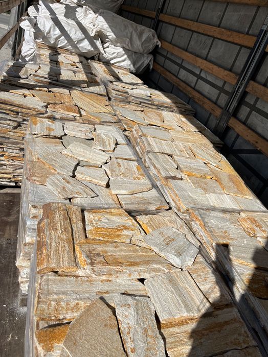 Жълт естествен камък гнайс за под