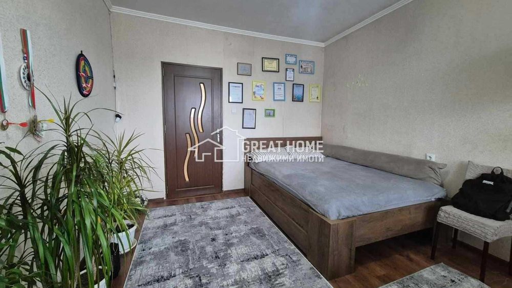 Продава се Тристаен апартамент в Търговище, Център - 76 кв.м за 1040 €/кв.м - Снимка #1