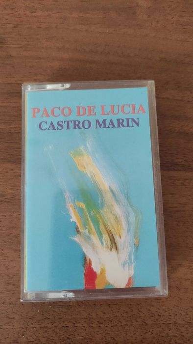 Аудиокасети с разнообразна музика