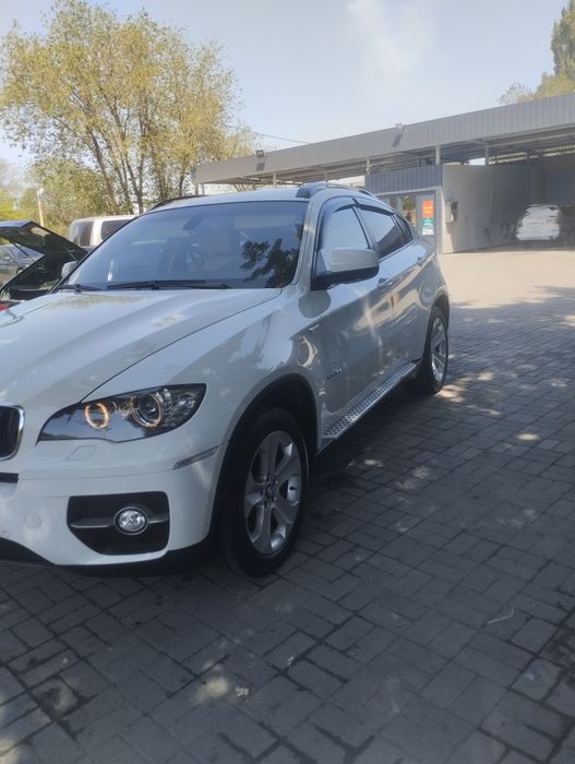 ВМВ X6 в отличном состоянии