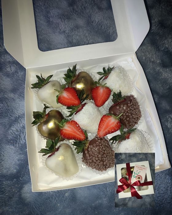 Клубничка в шоколаде