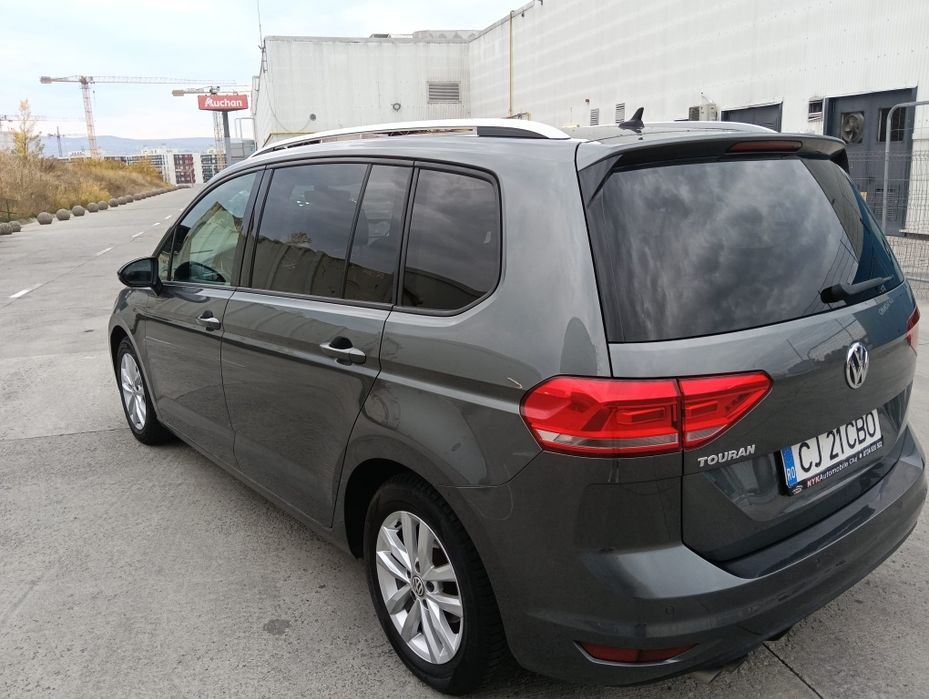 VOLKSWAGEN Touran 2019 — imagine 2