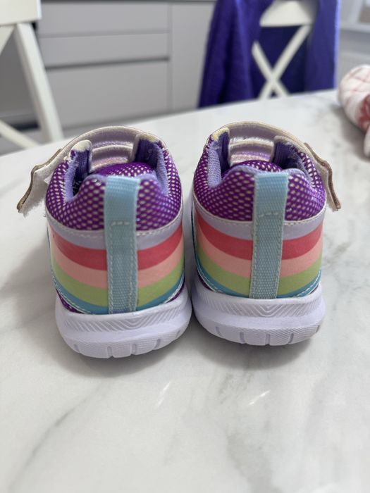 Кросовки детские размер 22