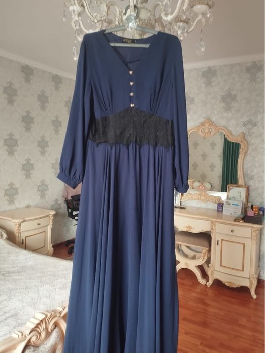 Платия вчерный !