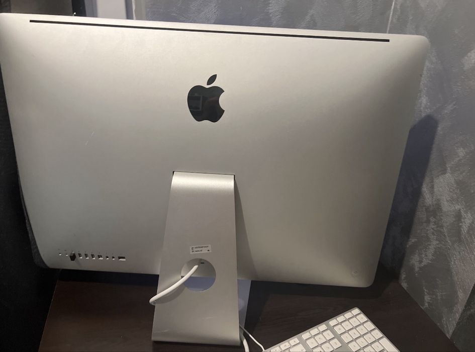 iMac 27 inch 2011