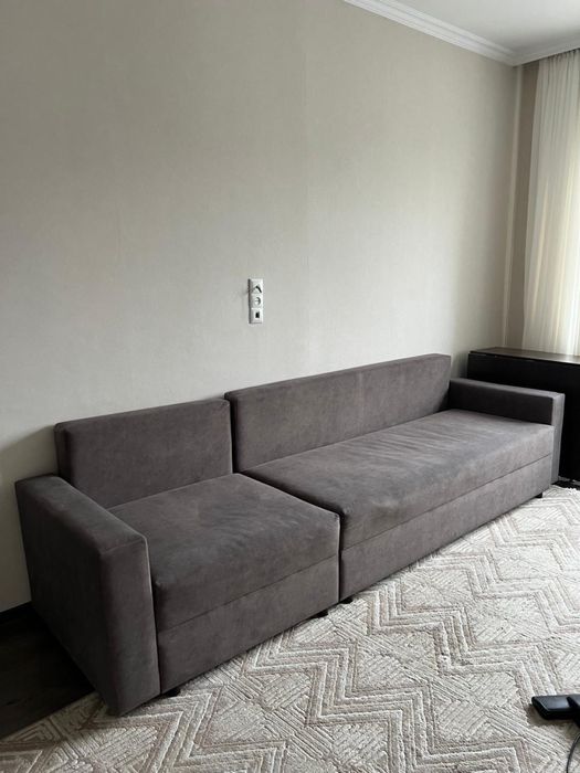 Диван в хорошем состояний