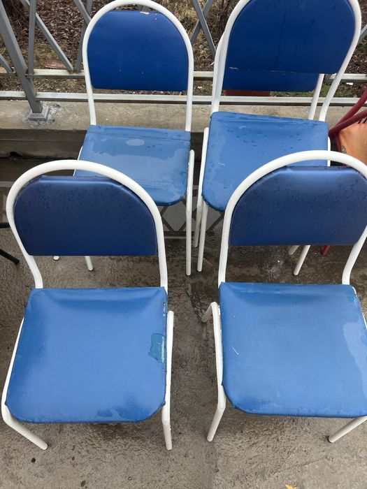 Стулья бу кожаный синий